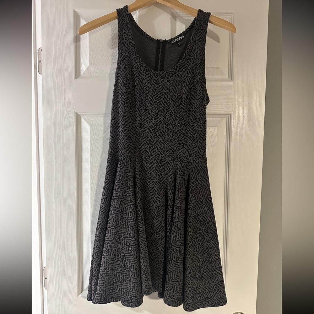 Elegant Black Patterned Dress